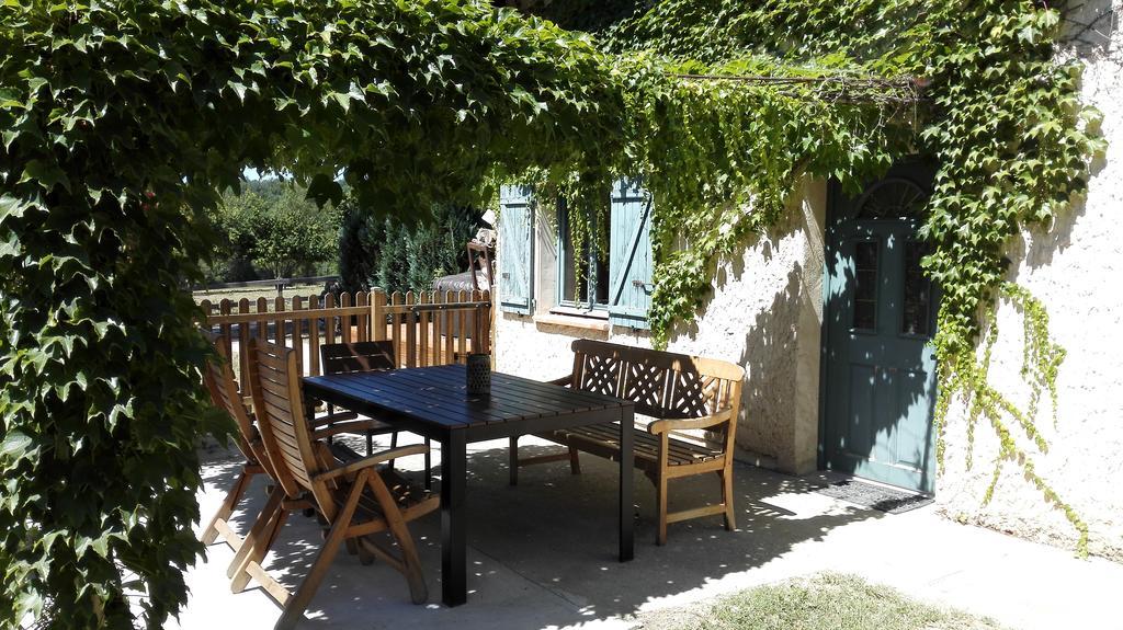 Gite Au Lac Du Gouyre Puygaillard-de-Quercy Exterior photo